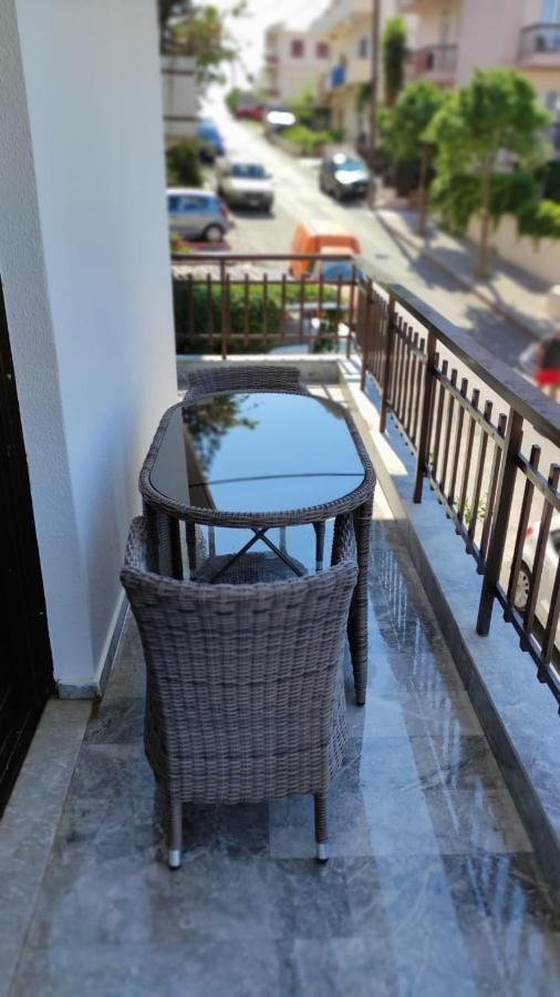 Amalthia Hotel Apartments Rethymno  Ngoại thất bức ảnh