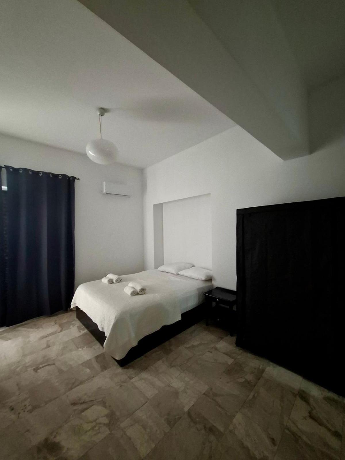 Amalthia Hotel Apartments Rethymno  Ngoại thất bức ảnh